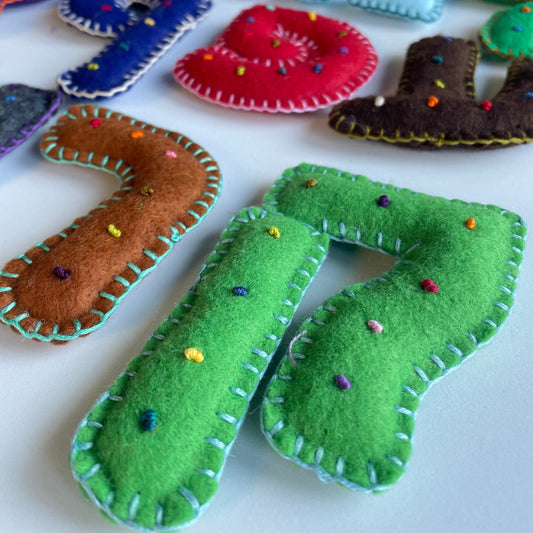 HEBREW Felt Letters Set – Stuffed & Embroidered - Organza Bag