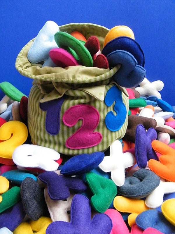 ABC & 123 Felt Set – Soft & Stuffed